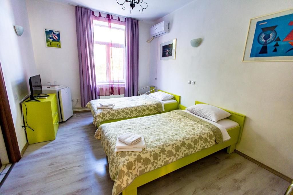 Гостевой дом Green House Бухарест