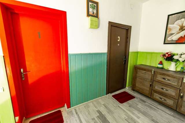Гостевой дом Green House Бухарест-17