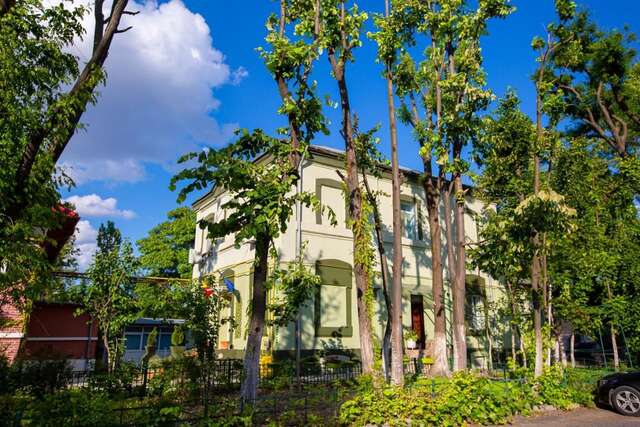 Гостевой дом Green House Бухарест-11